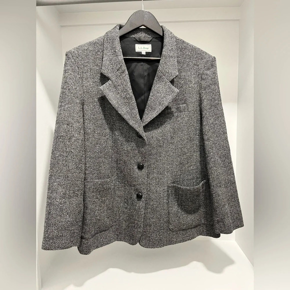 LL Bean Herringbone Blazer Size 14 Petite Wool Made in USA Preppy classic
